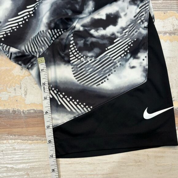 Nike Dri-Fit Athletic Shorts Boys Small - Picture 10 of 11